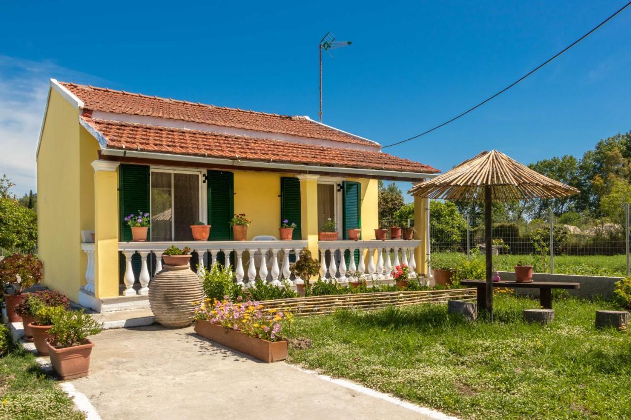 Teta'S Holiday Home Melíkia 外观 照片